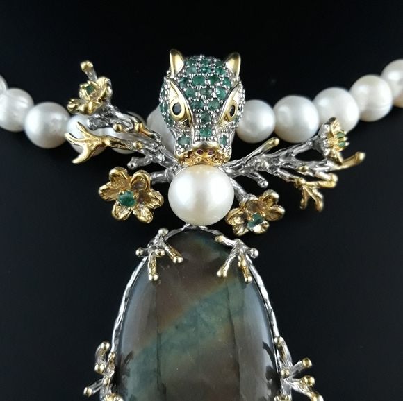 Handcrafted Rainbow Labradorite and Pearl Necklace - Picture 9 of 17